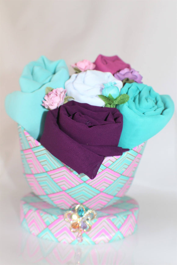 Maida's Hijab World hijab gift box floral bouquet 