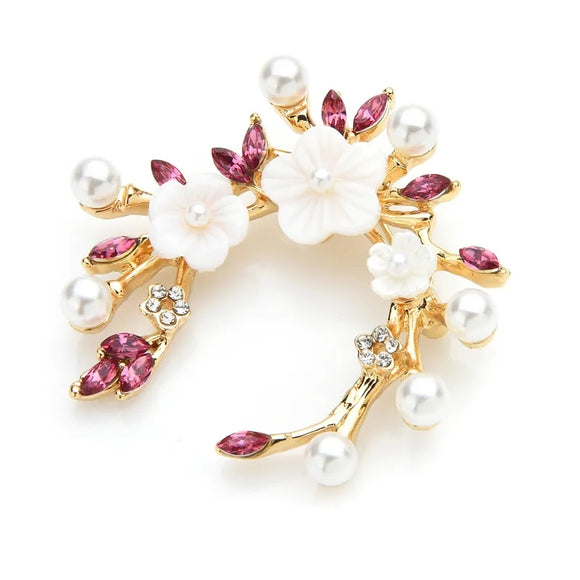White flower brooch pink